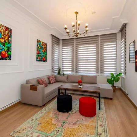 The Heaven On Heritage Street Apartment Istanbul