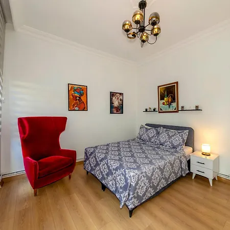 The Heaven On Heritage Street Apartment