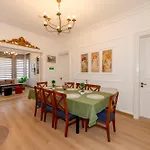 The Heaven On Heritage Street 이스탄불